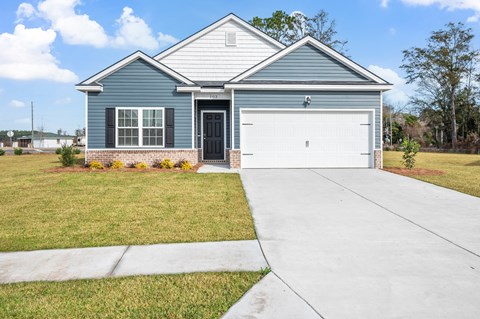Blue Jay Commons Homes in Rincon, GA photo of home with attached garage
