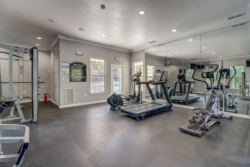 Parkway Grand apartments in Decatur Georgia photo of fitness center