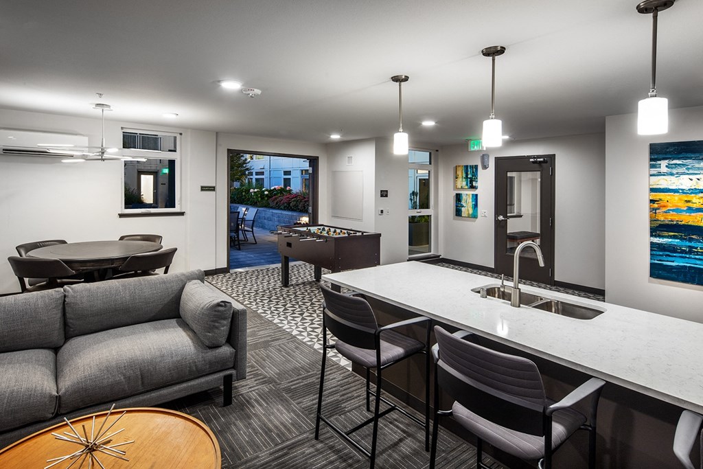 resident lounge includes