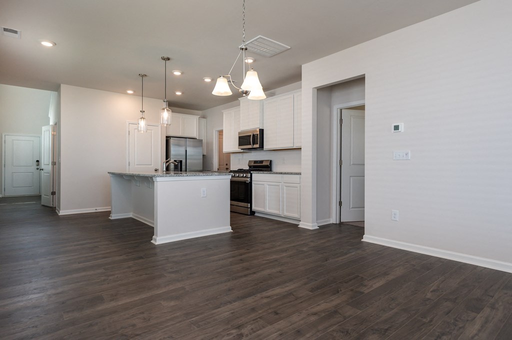 Pine Ridge Place Rental Home. Hard Floors. Open Layout