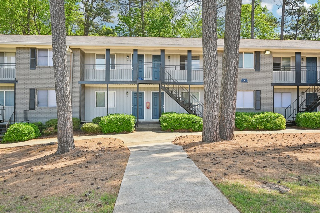 Amber Grove Apartments, 2050 Austell Rd. SW, Marietta, GA - RentCafe