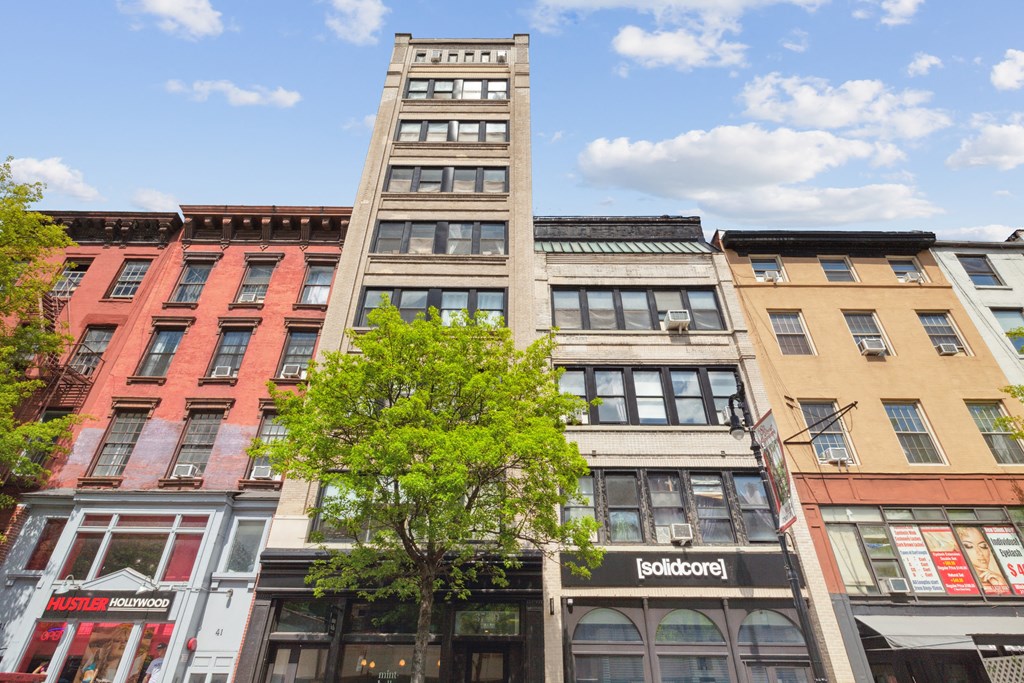 internet publishing and broadcasting and web search portals business has homes for sale.