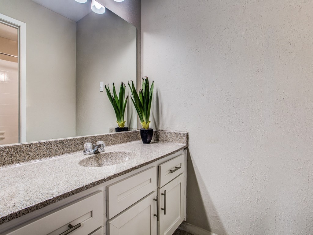 Magnolia Terrace apartments in Houston Texas 77082 photo of bathroom with granite countertops