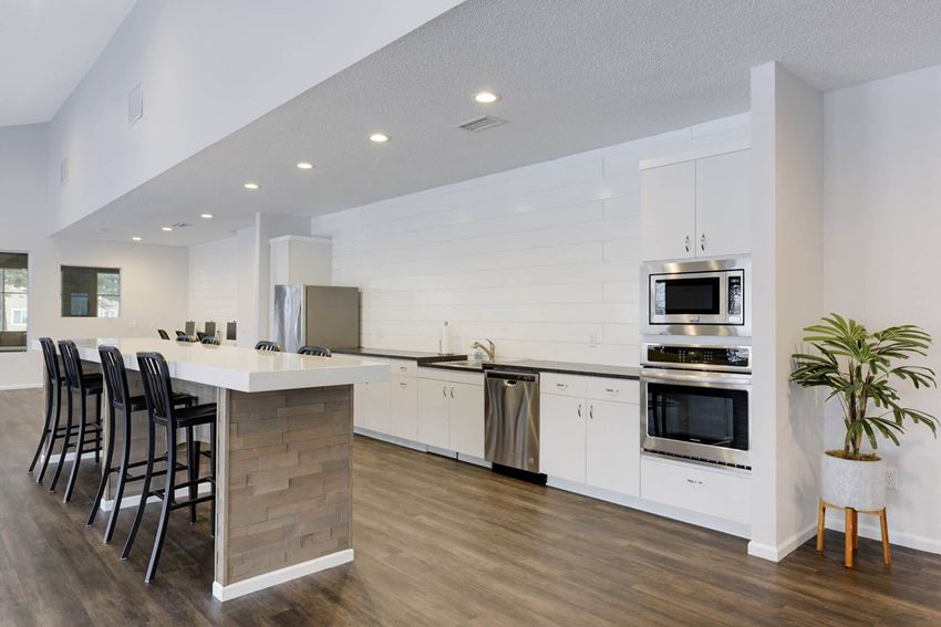 7750 Hinton Ave S 1-3 Beds Apartment for Rent - Photo Gallery