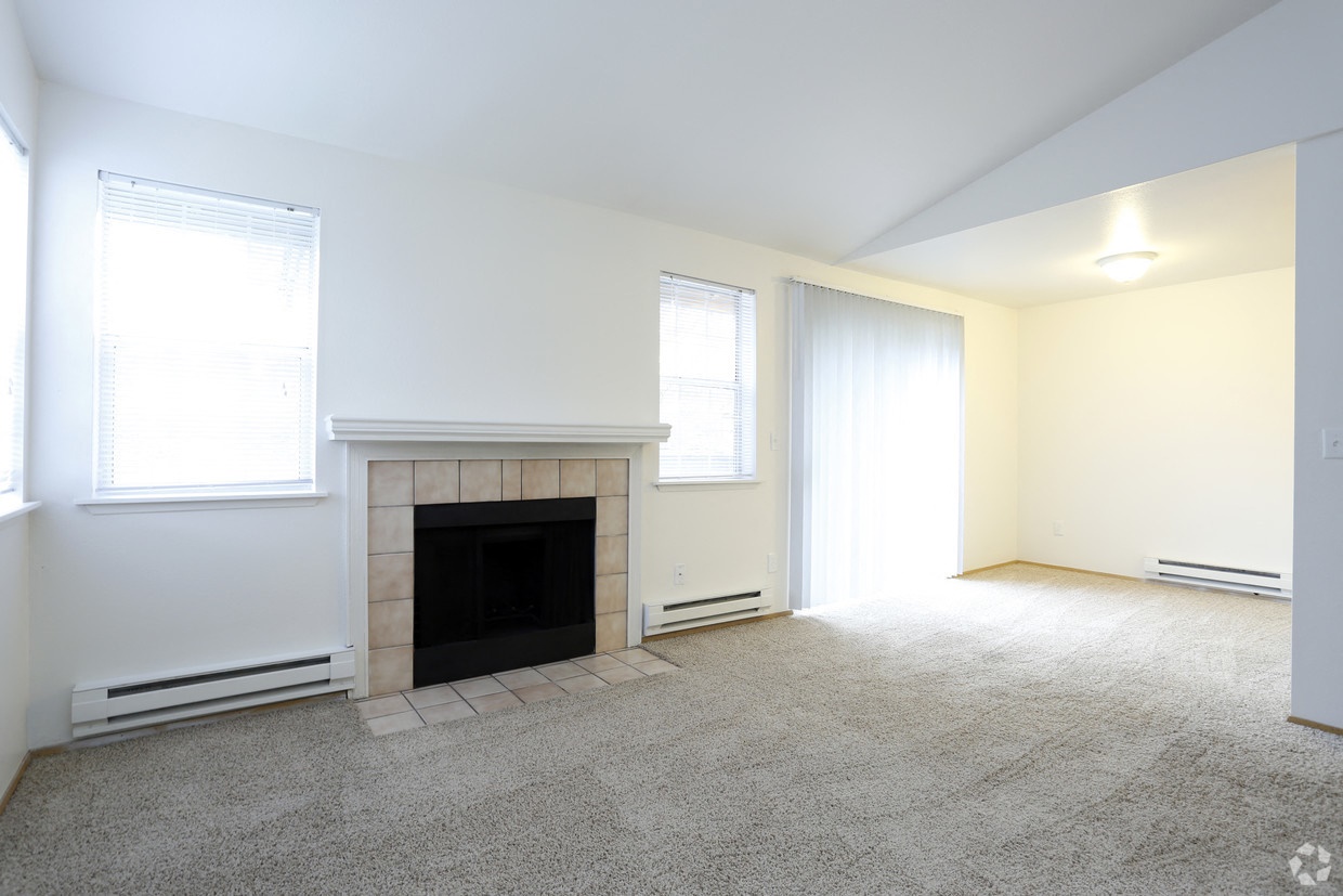living room with carpet