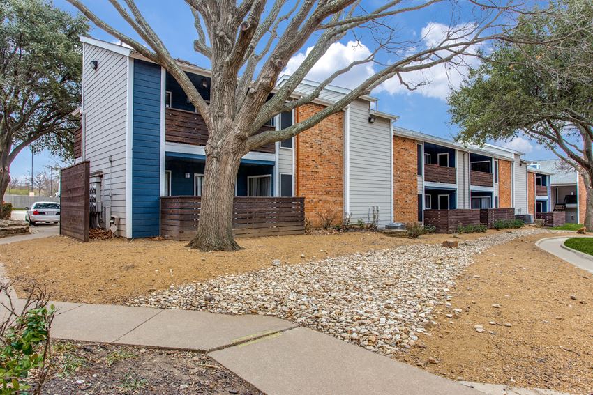 The Barcelona On Chisholm Trail Apartments, 5101 Overton Ridge Boulevard, Fort Worth, TX RentCafe