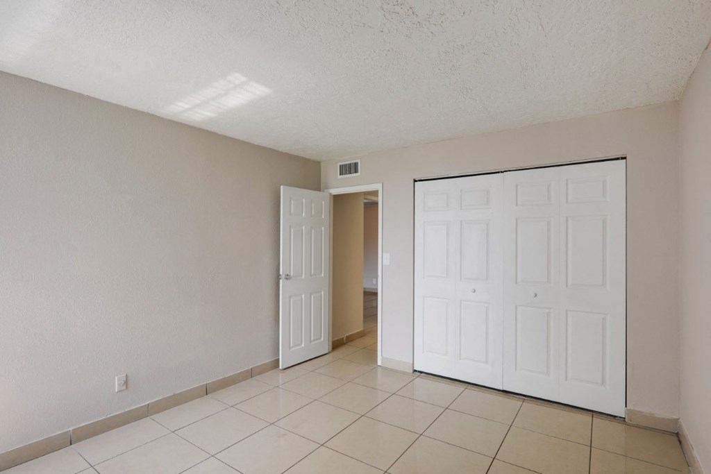 Windward Vista apartments in Lauderhill, FL photo of bedroom