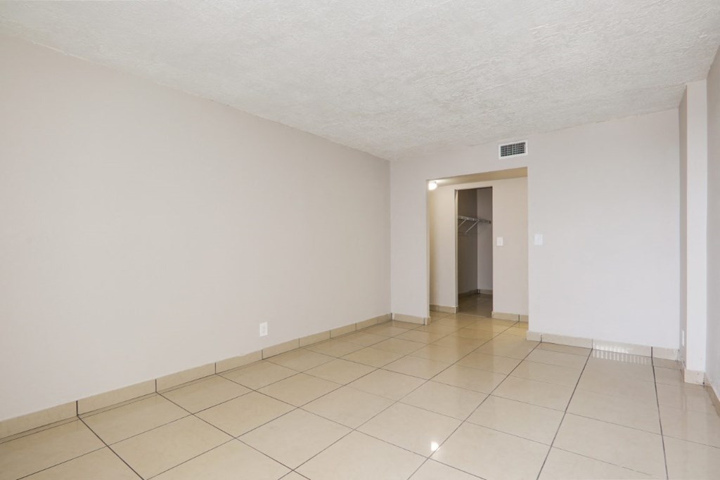 Windward Vista apartments in Lauderhill, FL photo of bedroom
