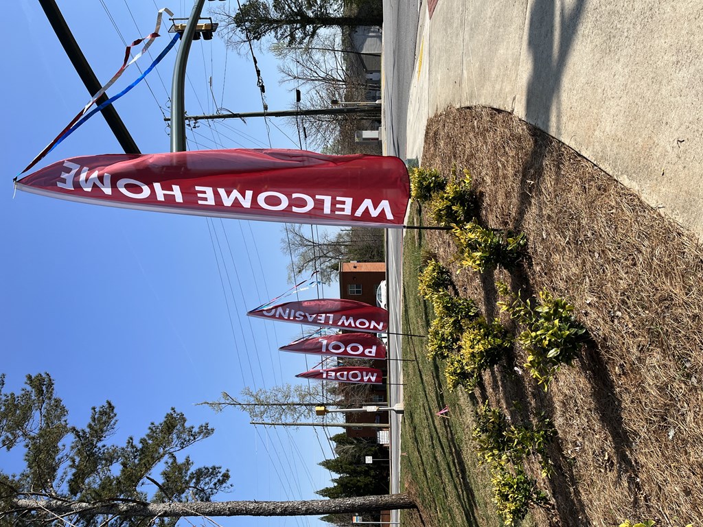 Westwood Glen apartments in Atlanta Georgia photo of welcome home sign
