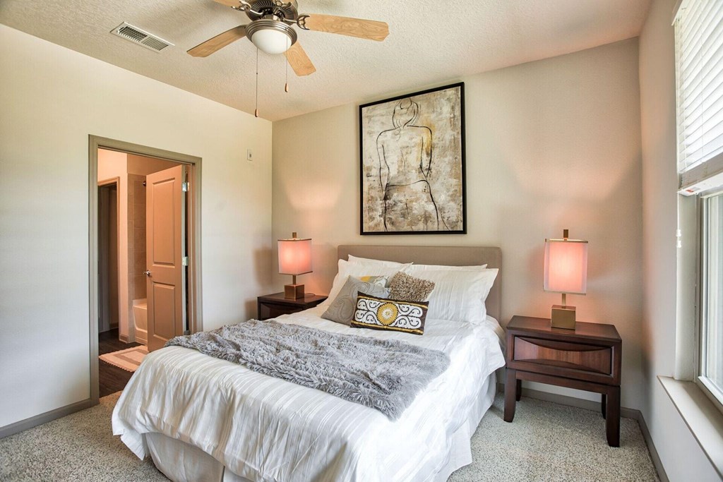 Sawgrass Creek Apartments in New Port Richey Florida photo of bedroom