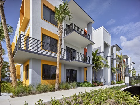 Exterior view of a modern outdoor building at Gateway Luxury Apartments in Pompano Beach