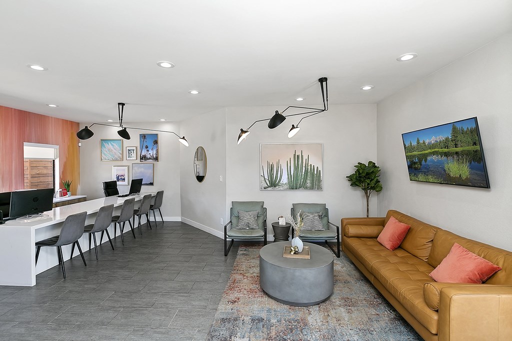 Ardella on 67th Apartments in Glendale Arizona 85301 leasing office