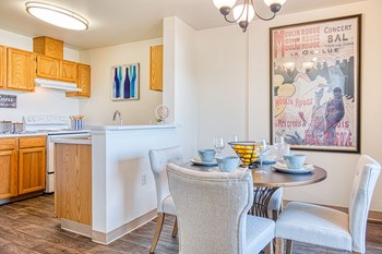 Dining - Photo Gallery 5