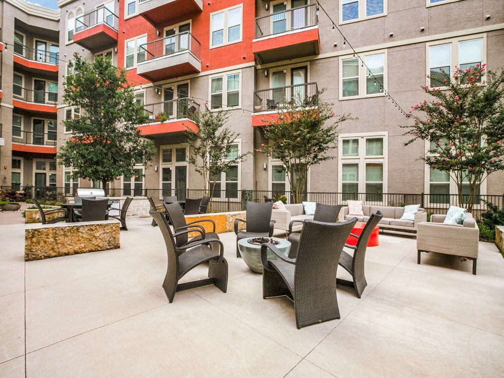 Capitol At Stonebriar