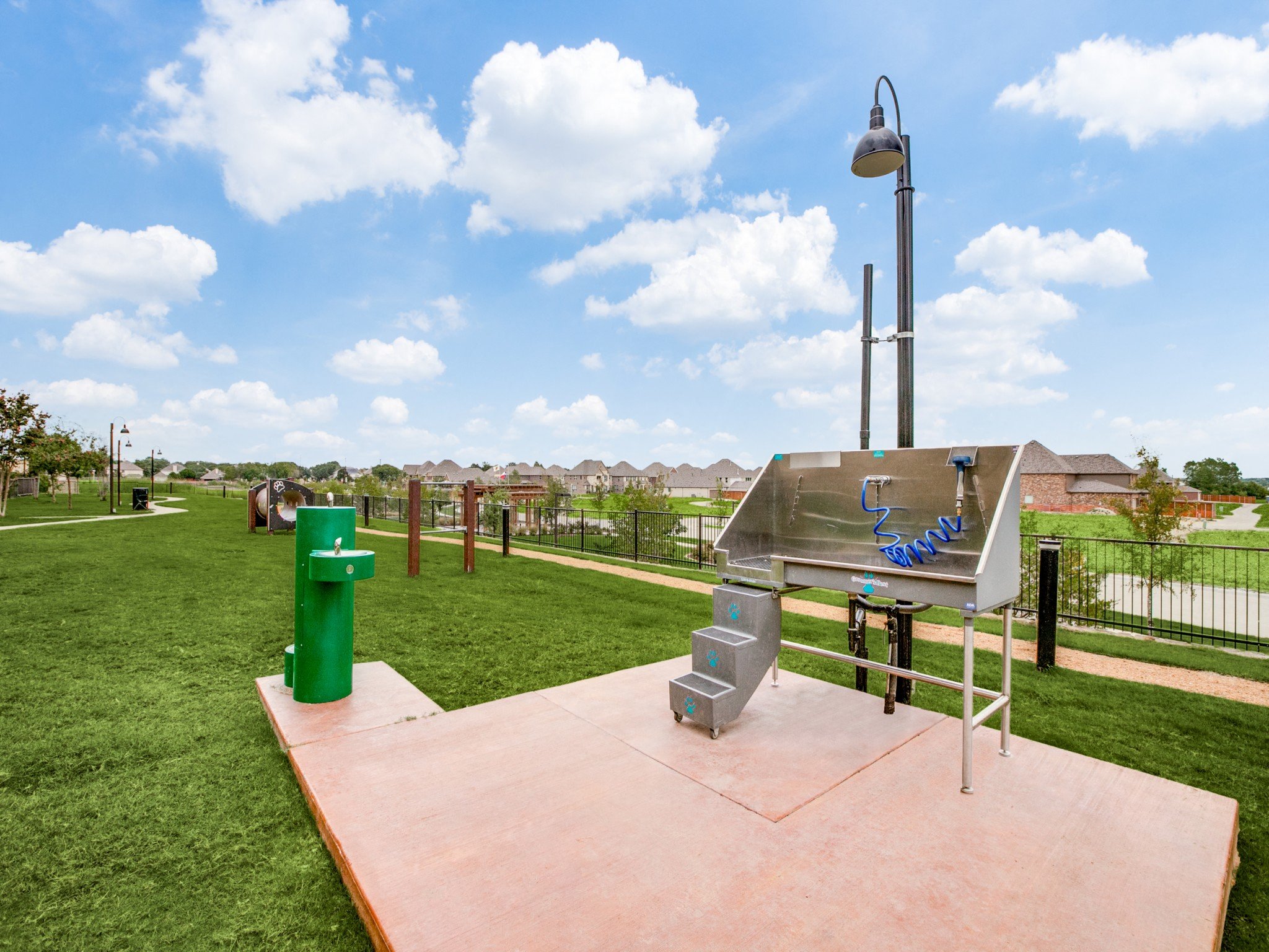 Capitol at Stonebriar Apartments, 9600 Gaylord Pkwy, Frisco, TX - RENTCafé