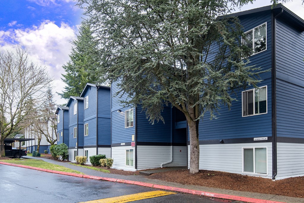 the building where the hotel is located