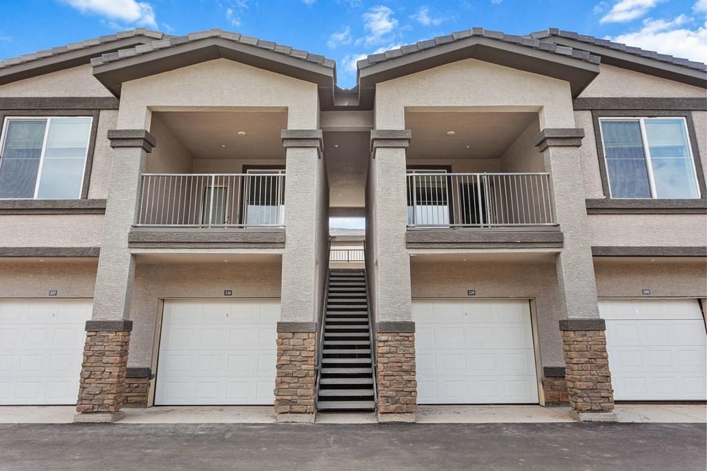 Obsidian On Glendale