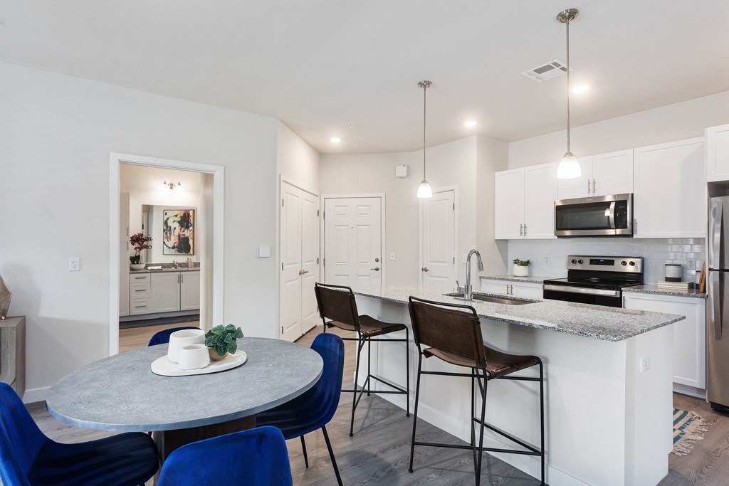 Obsidian On Glendale