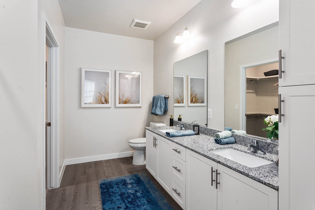 Obsidian On Glendale