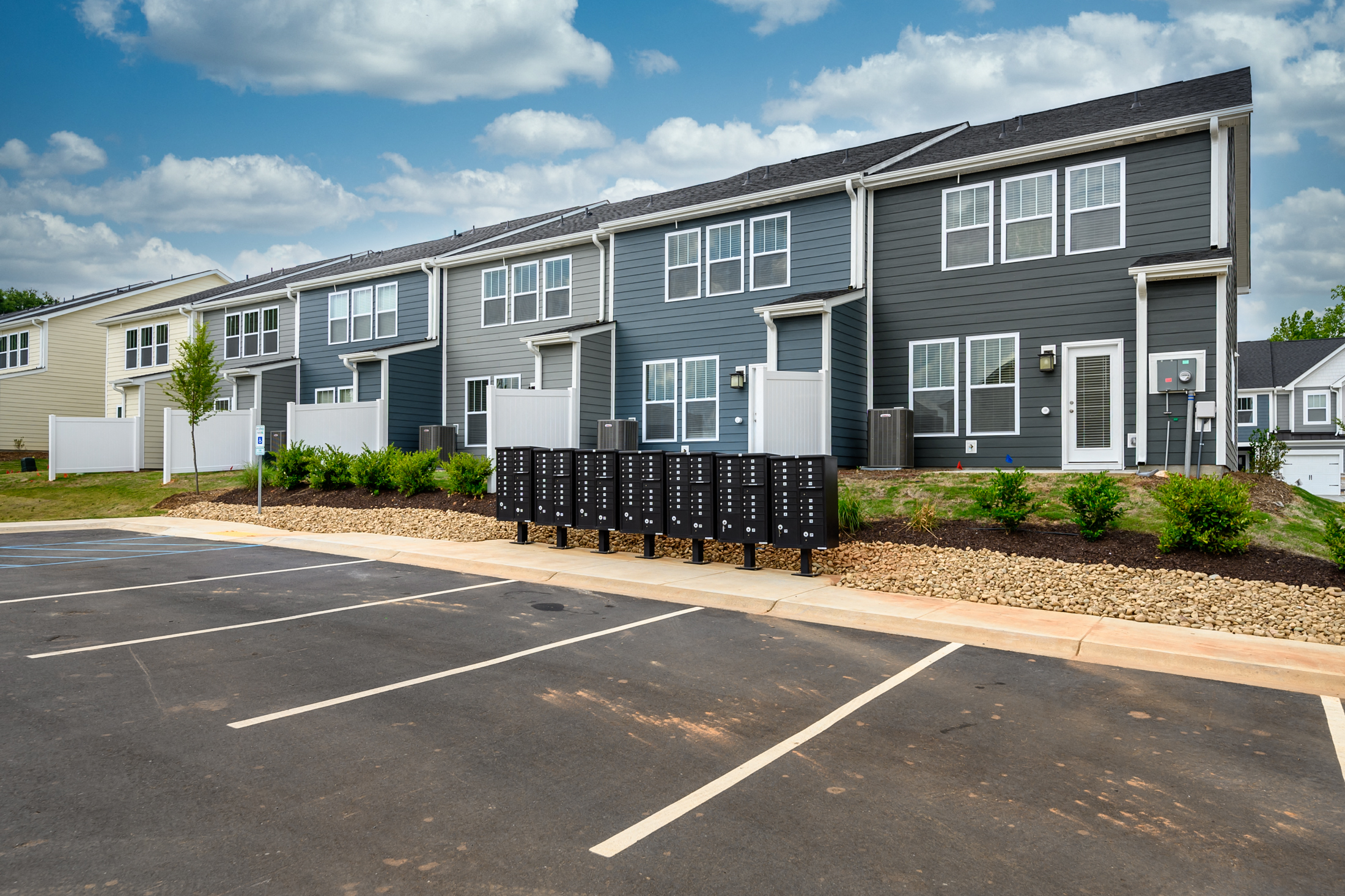 Artisan Living Longview Terrace