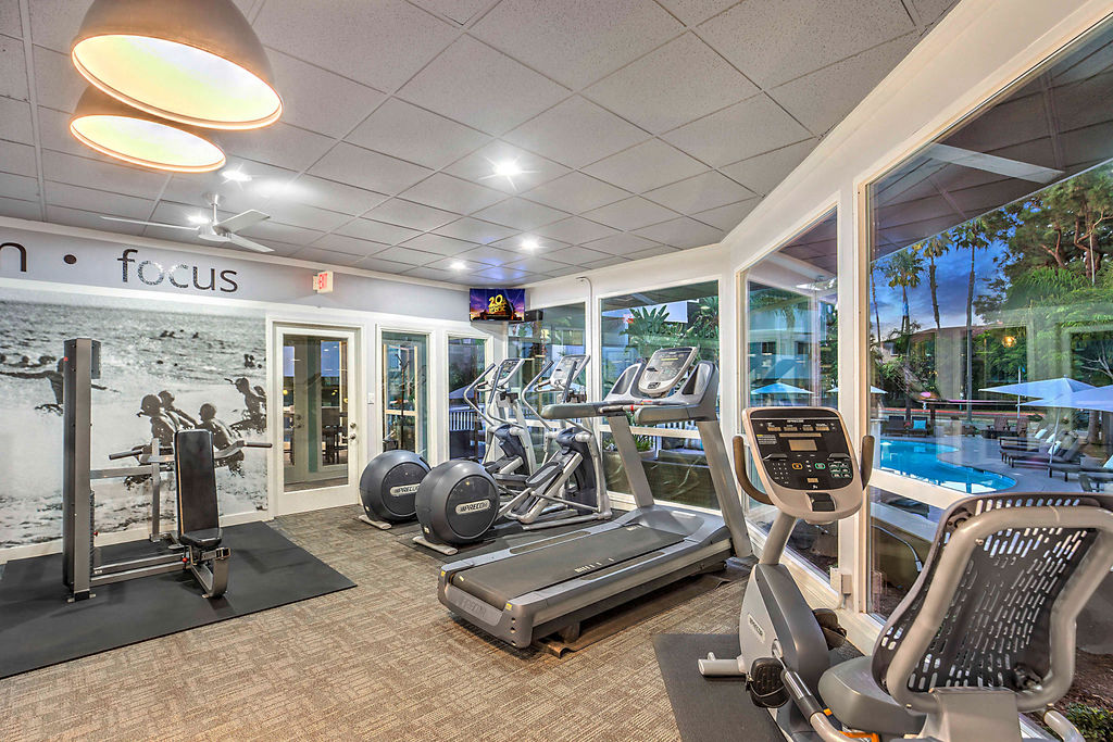 Photos and Video of Atwater Cove in Costa Mesa, CA