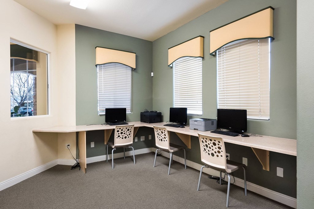 Zephyr Pointe Apartments, 10640 N McCarran Blvd, Reno, NV RentCafe