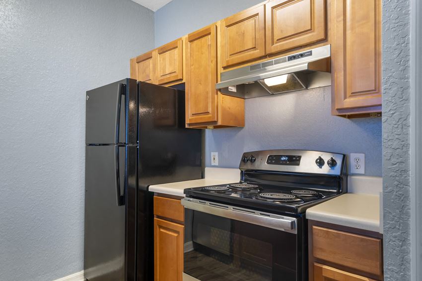 Lexington Club apartments in Clearwater, FL photo of kitchen - Photo Gallery 1