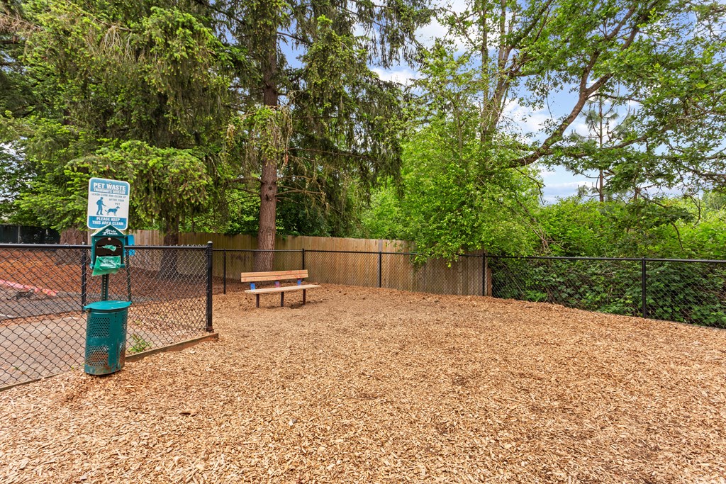 Pet Park at Cedar Crest, Beaverton
