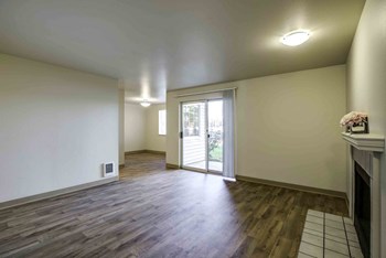 1701 121st St SE 1-3 Beds Apartment for Rent - Photo Gallery 4