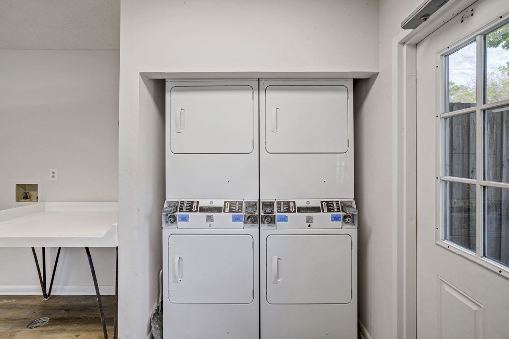 Chelsea Apartments in Gainesville Florida photo of laundry care center