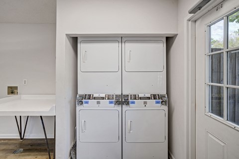 Chelsea Apartments in Gainesville Florida photo of laundry care center