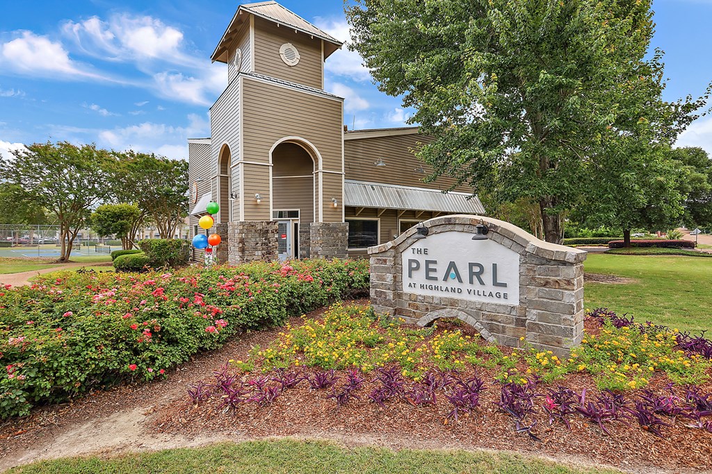 The Pearl at Highland Village Apartments in Jackson Mississippi photo of monument sign