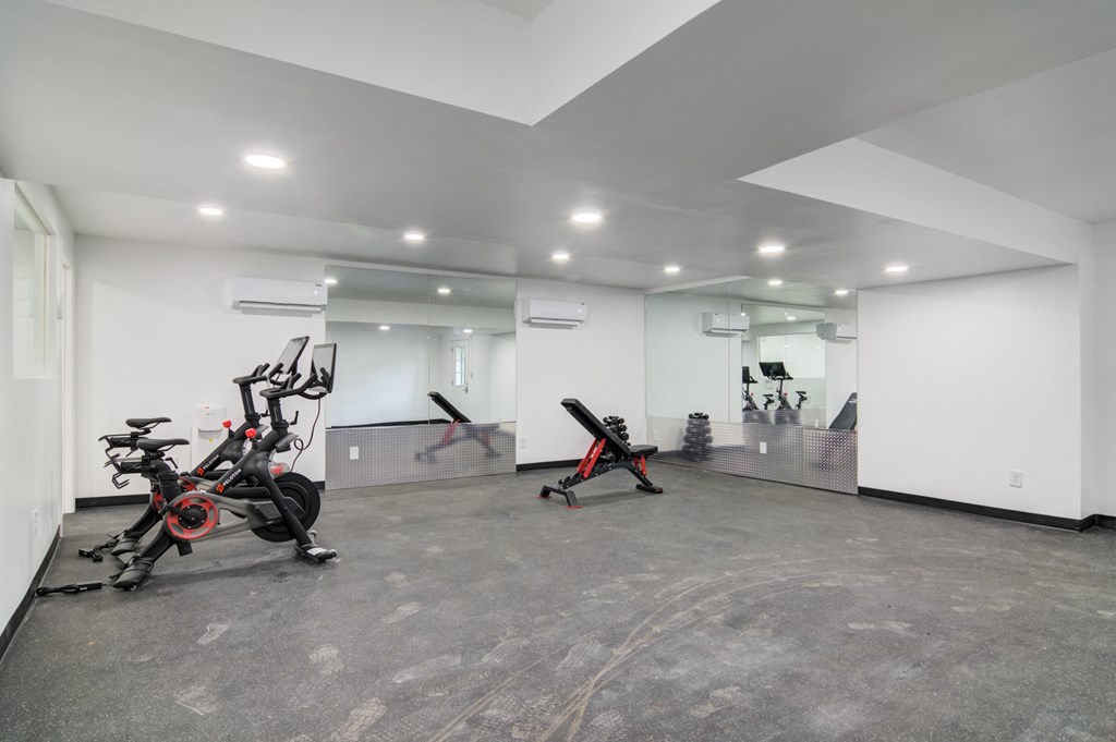 Collier Flats Apartments in Atlanta GA photo of fitness center