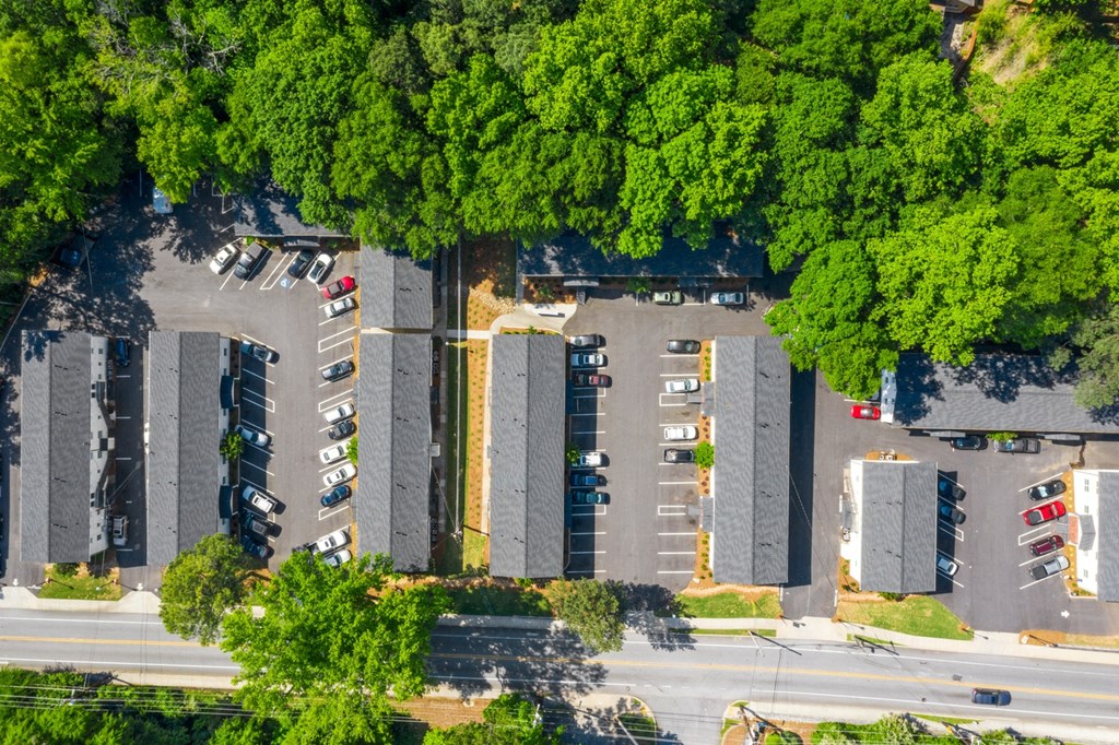Collier Flats Atlanta GA apartment photo of community