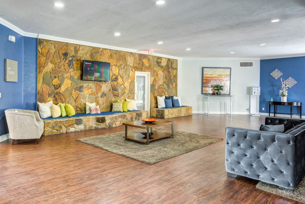 Coronado Springs Apartments in Palm Springs Florida photo of clubhouse