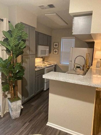 Forest Glen Apartments