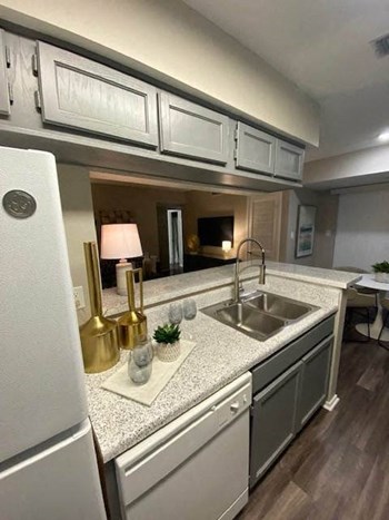 Forest Glen Apartments