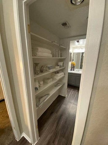 Forest Glen Apartments