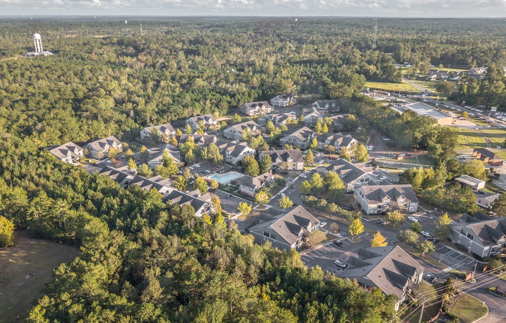 Twin Oaks Apartments in Hattiesburg Mississippi photo of arial view of our community