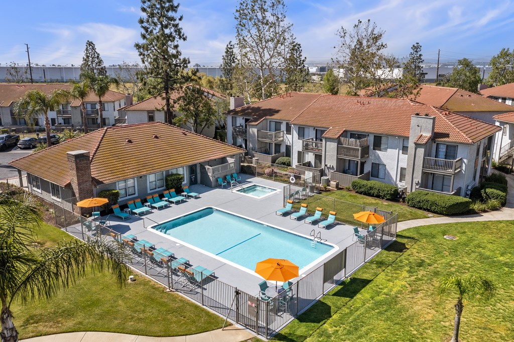 Ardella on Chagall in Moreno Valley California 92553 photo of pool area