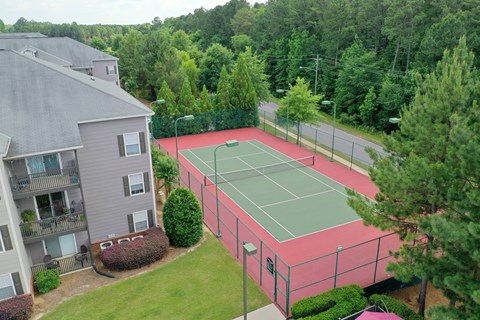 Lancaster Place Apartments in Calera Alabama photo of tennis court