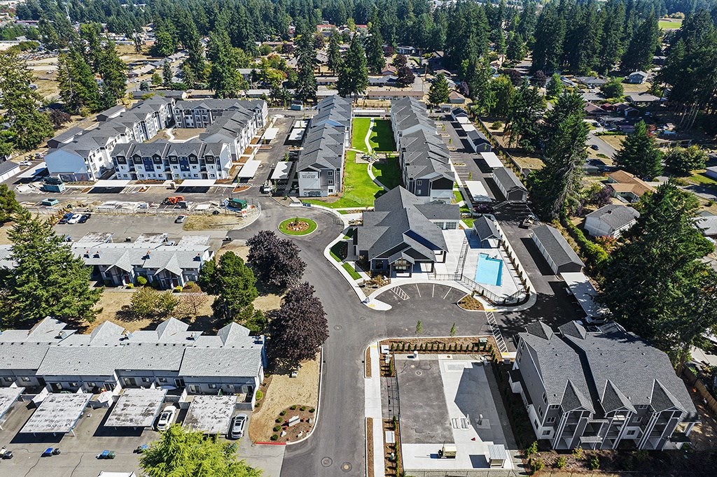 arial view of apartment community,