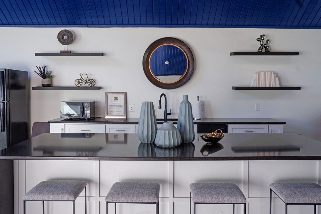 1 Park Central Apartments, Peachtree Corners, Georgia leasing office