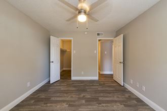 711 Trinity Circle 1-2 Beds Apartment for Rent - Photo Gallery
