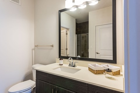 Station R Apartments in Atlanta GA photo of bathroom