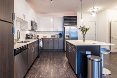 Station R Apartments in Atlanta GA Energy-Efficient Whirlpool Stainless Steel Appliances