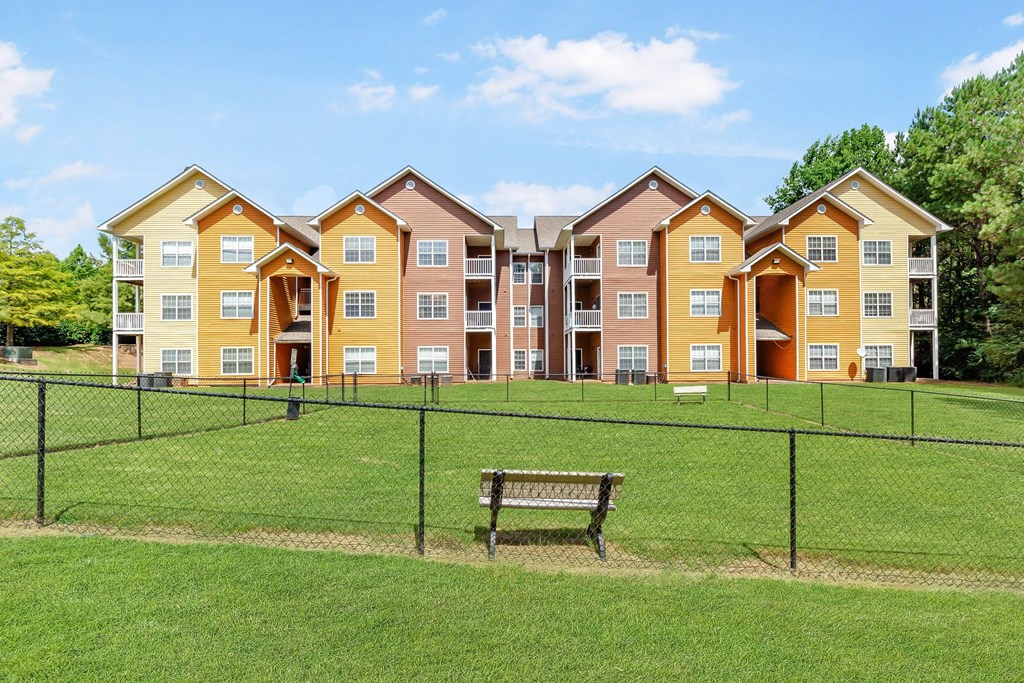 St. Ives Crossing apartments in Stockbridge Georgia dog park