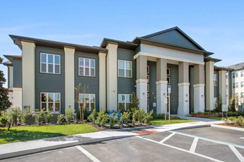 clubhouse entrance - Photo Gallery 2