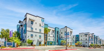 3896 S. University Center Dr. 2-4 Beds Apartment for Rent - Photo Gallery 2