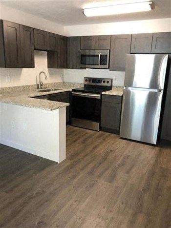 Eat-in Kitchen